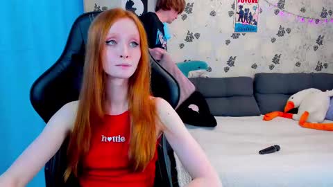 Snapshot of laksmrrr chatting on 03-12-25, 10:16 Lu  Alex online show from 03-12-25, 10:16