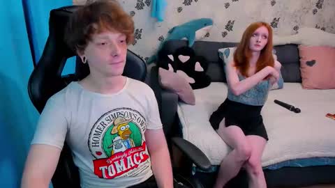 Snapshot of laksmrrr chatting on 09-12-25, 08:58 Lu  Alex online show from 09-12-25, 08:58