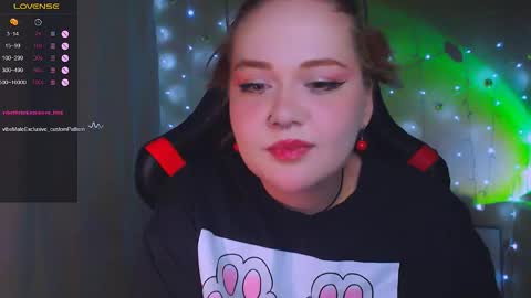 Snapshot of lala_loulou chatting on 05-01-26, 08:13 Nicky online show from 05-01-26, 08:13