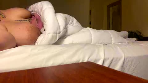 lalaaacx3 online show from 02-21-25, 05:02