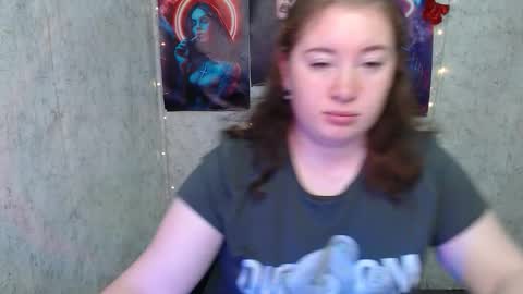 Lala online show from 12-17-25, 07:58