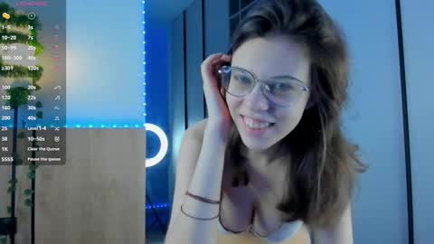 Julia online show from 02-16-26, 08:05