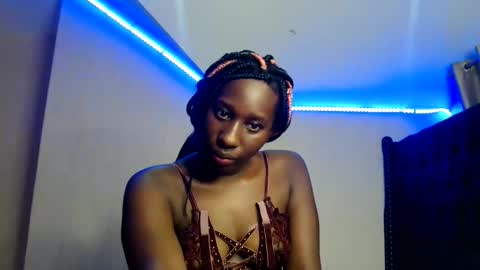 Snapshot of lalisa_manobal chatting on 06-07-26, 08:12 Lalisa online show from 06-07-26, 08:12