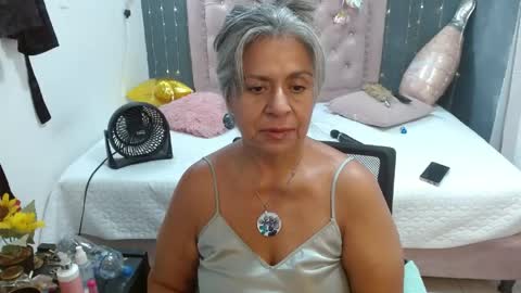 lalisha online show from 04-28-26, 02:27