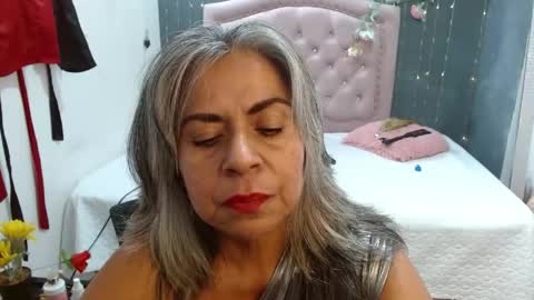 Snapshot of lalisha_96 chatting on 05-14-26, 01:23 lalisha online show from 05-14-26, 01:23
