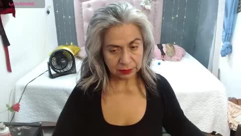 Snapshot of lalisha_96 chatting on 05-26-26, 11:45 lalisha online show from 05-26-26, 11:45
