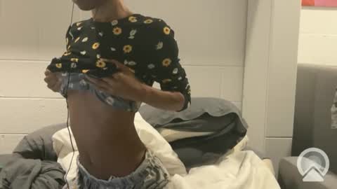 lalunevelvet online show from 02-10-25, 06:20