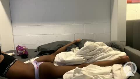 lalunevelvet online show from 02-28-25, 03:04