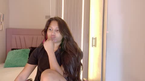 Laura online show from 11-13-25, 12:15