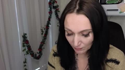 Lalya online show from 12-18-25, 10:21