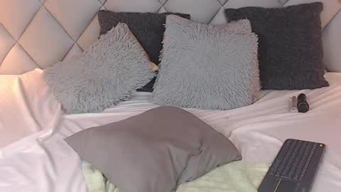 Snapshot of lalycastro chatting on 01-30-25, 12:18 Laly Castro online show from 01-30-25, 12:18