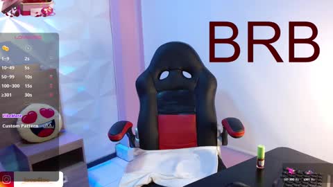 Laly online show from 01-15-25, 08:16