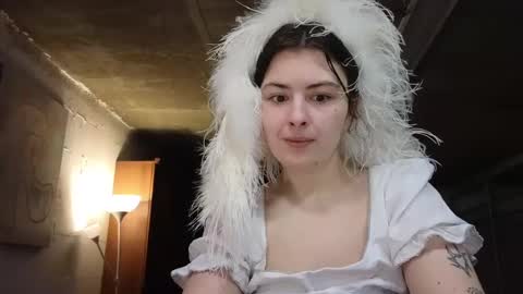 I work 5PM to 9 PM EST  New York online show from 12-24-24, 09:44