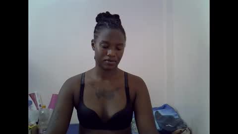 Snapshot of lamensha chatting on 09-13-25, 10:04 lamensha online show from 09-13-25, 10:04
