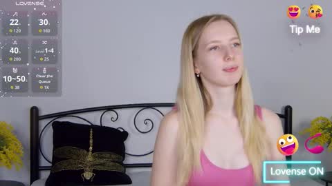 Liana online show from 11-13-25, 09:14