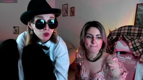 just call me Lana  and her security online show from 12-04-24, 02:48