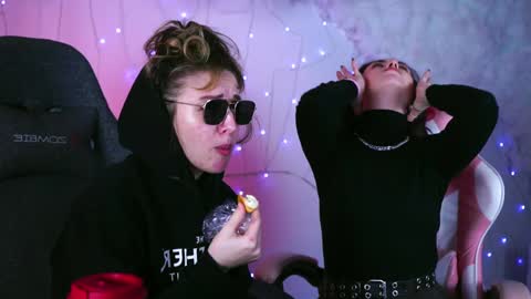 just call me Lana  and her security online show from 01-24-25, 08:23