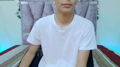 Snapshot of lana_bennett69 chatting on 10-20-25, 10:16 Lana online show from 10-20-25, 10:16