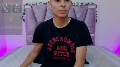 Snapshot of lana_bennett69 chatting on 10-25-25, 10:23 Lana online show from 10-25-25, 10:23