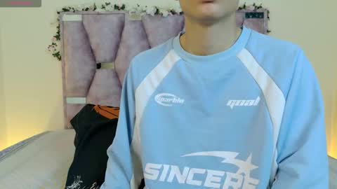 Snapshot of lana_bennett69 chatting on 10-28-25, 10:19 Lana online show from 10-28-25, 10:19