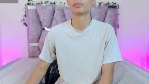 Snapshot of lana_bennett69 chatting on 11-01-25, 10:28 Lana online show from 11-01-25, 10:28