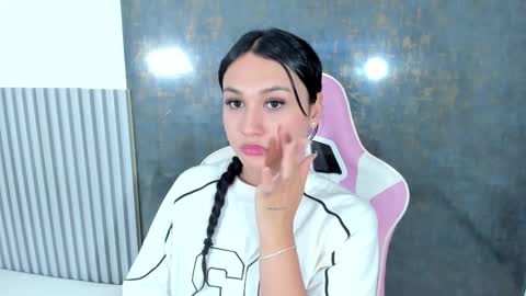 Snapshot of lana_boomer chatting on 10-03-25, 08:17 Lana online show from 10-03-25, 08:17