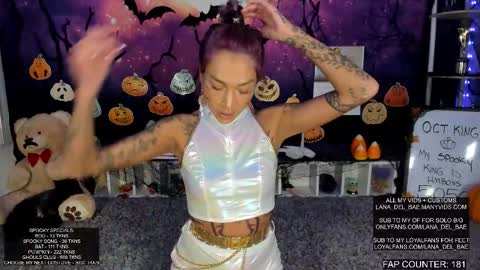 Snapshot of lana_del_bae chatting on 10-31-25, 02:12 Lana Del Bae online show from 10-31-25, 02:12