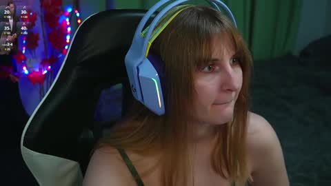 Snapshot of lana_del_kay chatting on 12-02-24, 12:18 Kay online show from 12-02-24, 12:18