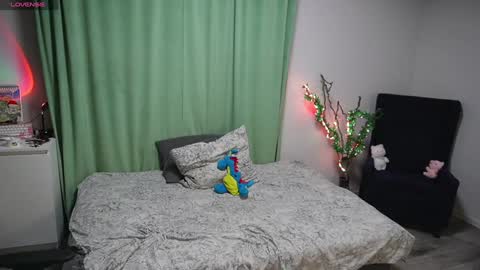 Snapshot of lana_del_kay chatting on 12-09-24, 12:51 Kay online show from 12-09-24, 12:51