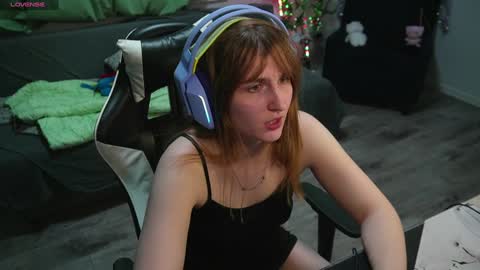 Snapshot of lana_del_kay chatting on 01-26-25, 05:23 Kay online show from 01-26-25, 05:23