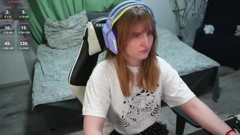 Snapshot of lana_del_kay chatting on 02-22-25, 11:13 Kay online show from 02-22-25, 11:13