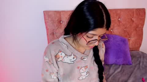 Snapshot of lana_dol chatting on 01-11-25, 06:44 ... . . ... online show from 01-11-25, 06:44