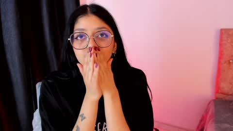 Snapshot of lana_dol chatting on 01-12-25, 06:16 ... . . ... online show from 01-12-25, 06:16