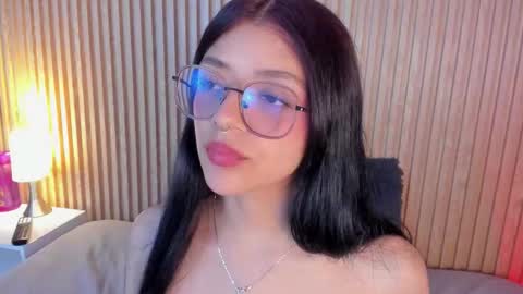 Snapshot of lana_dol chatting on 10-20-25, 01:00 ... . . ... online show from 10-20-25, 01:00