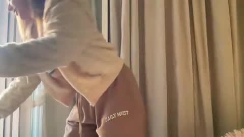 Lana online show from 03-09-26, 07:01