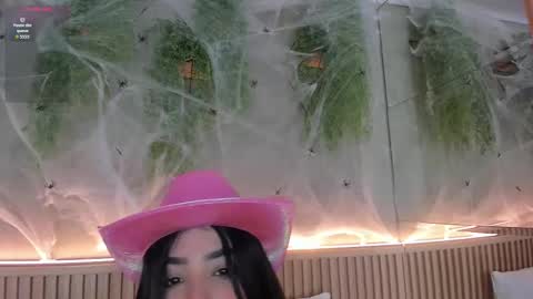 lana_lann online show from 10-11-25, 11:20