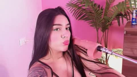 LANA online show from 11-08-25, 03:29