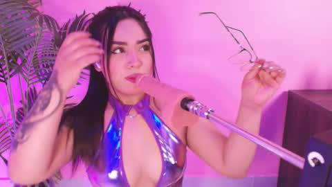 LANA online show from 04-11-26, 04:28