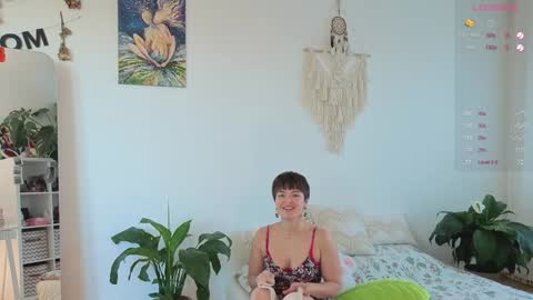 Lana online show from 11-14-25, 12:37