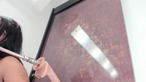 Lana online show from 01-26-25, 01:47