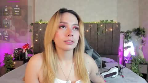 Lana online show from 02-15-26, 05:26