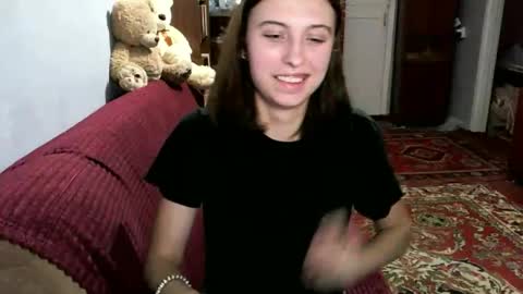 Snapshot of lanabeils chatting on 11-09-25, 07:45 Lana online show from 11-09-25, 07:45