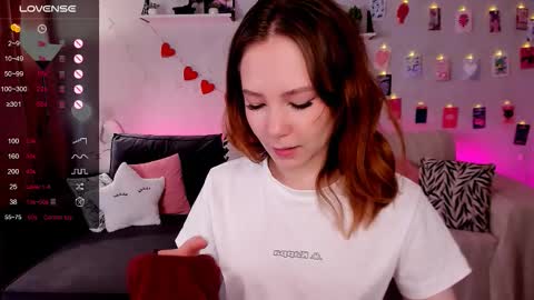 Snapshot of lanablu_ chatting on 01-18-26, 08:51 Lana online show from 01-18-26, 08:51