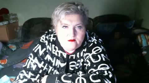 lanacat555 online show from 02-08-26, 07:50