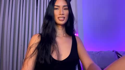 Snapshot of lanadel_hilton chatting on 03-09-25, 07:45 Lana online show from 03-09-25, 07:45