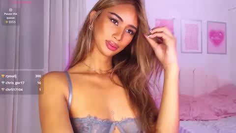 Snapshot of lanadel_hilton chatting on 09-27-25, 12:48 Lana online show from 09-27-25, 12:48