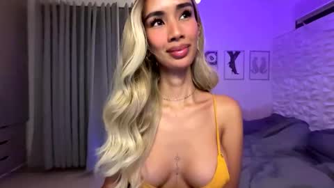 Lana online show from 03-16-26, 11:42