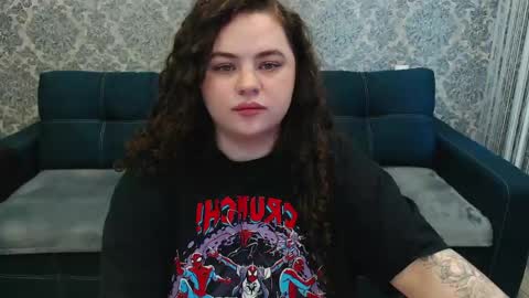 LanaRoub online show from 05-18-26, 04:07