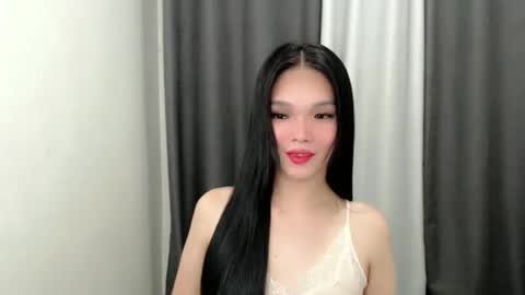 Snapshot of lanawyatt_ chatting on 10-19-25, 08:42 lanawyatt_ online show from 10-19-25, 08:42