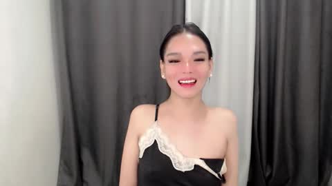 lanawyatt_ online show from 11-28-25, 02:31